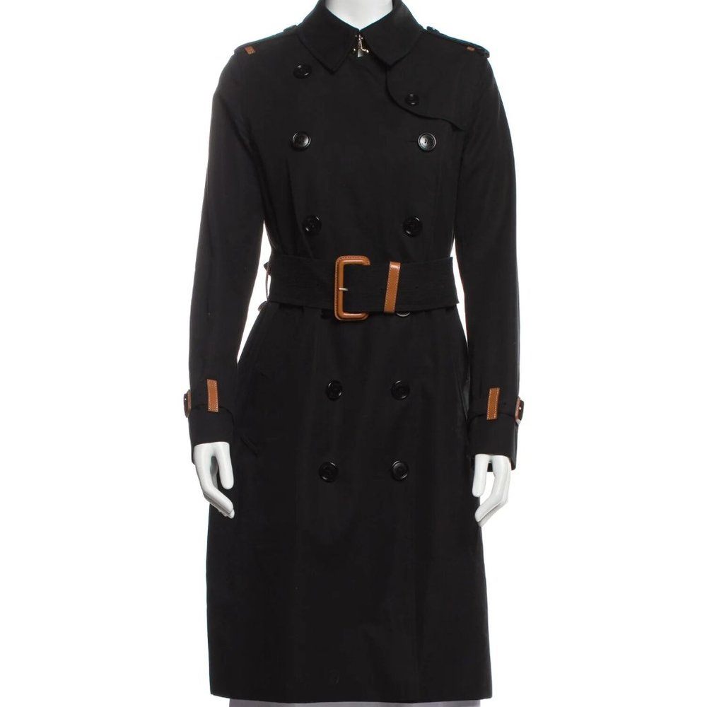 Burberry Classic Double-Breasted Trench Coat